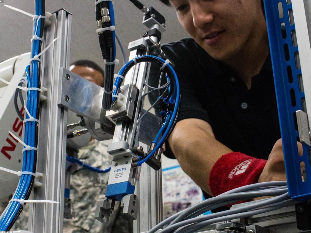 យុទ្ធសាស្ត្រសម្រាប់ការប្រកួតក្នុងការងារ